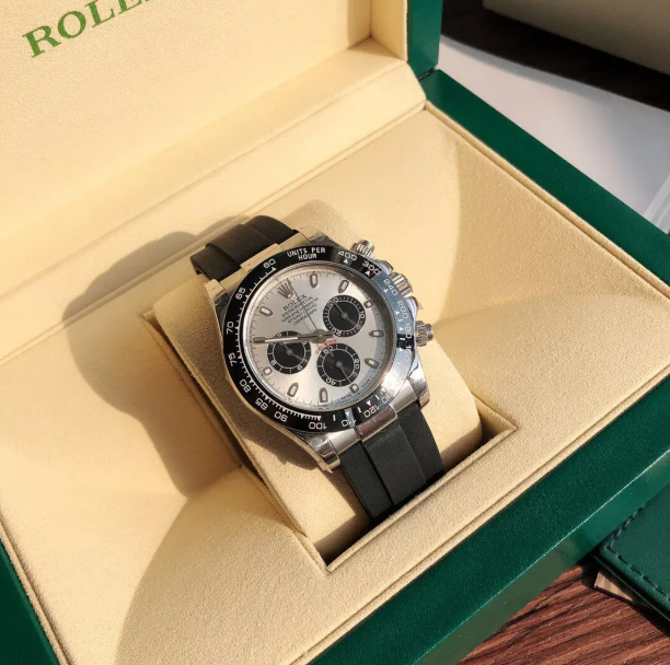 Mechanical Hand-winding  Gold Silver Black Men's Wristwatches